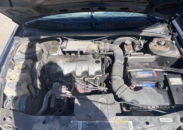 2002 SATURN SL1