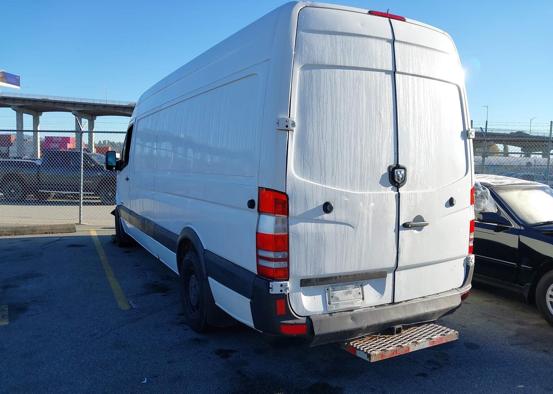 2007 DODGE SPRINTER 2500