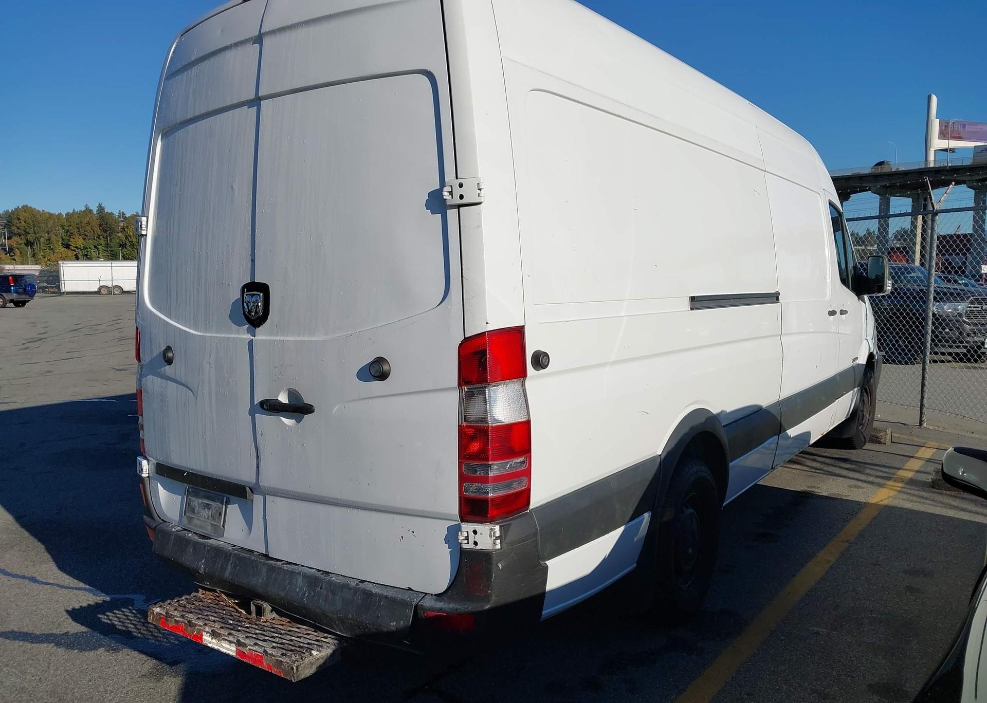 2007 DODGE SPRINTER 2500