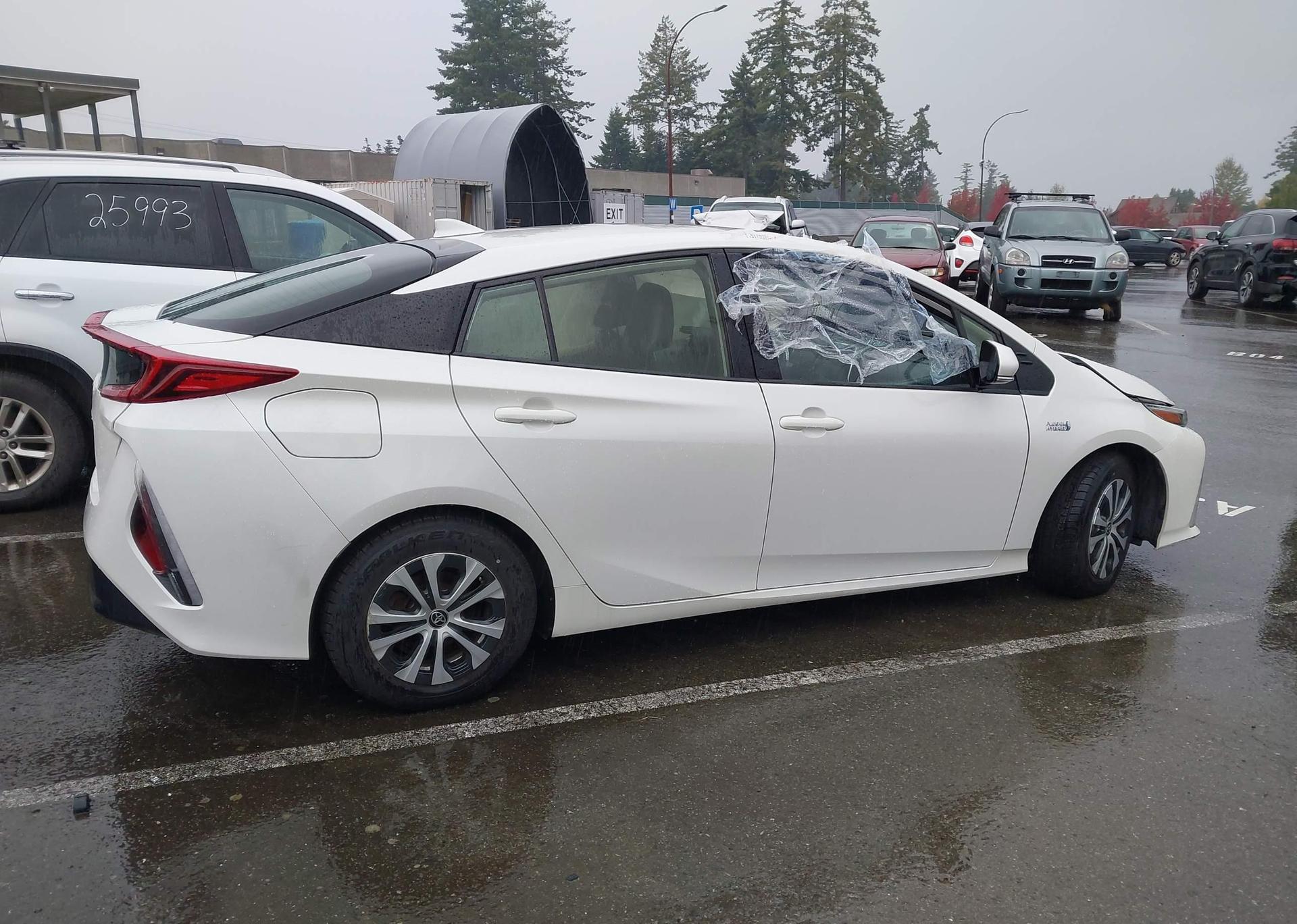 2020 TOYOTA PRIUS PRIME LE