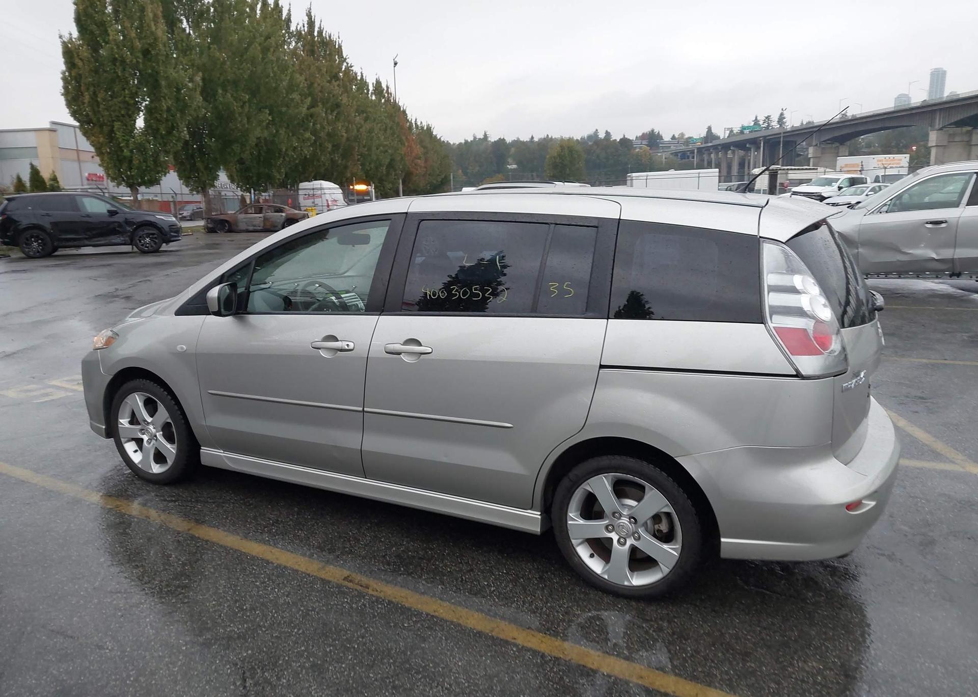 2006 MAZDA 5