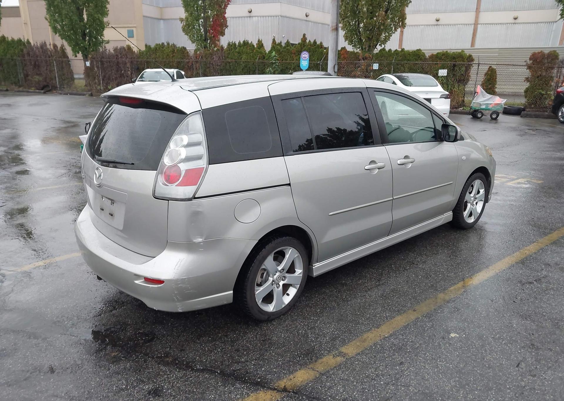 2006 MAZDA 5