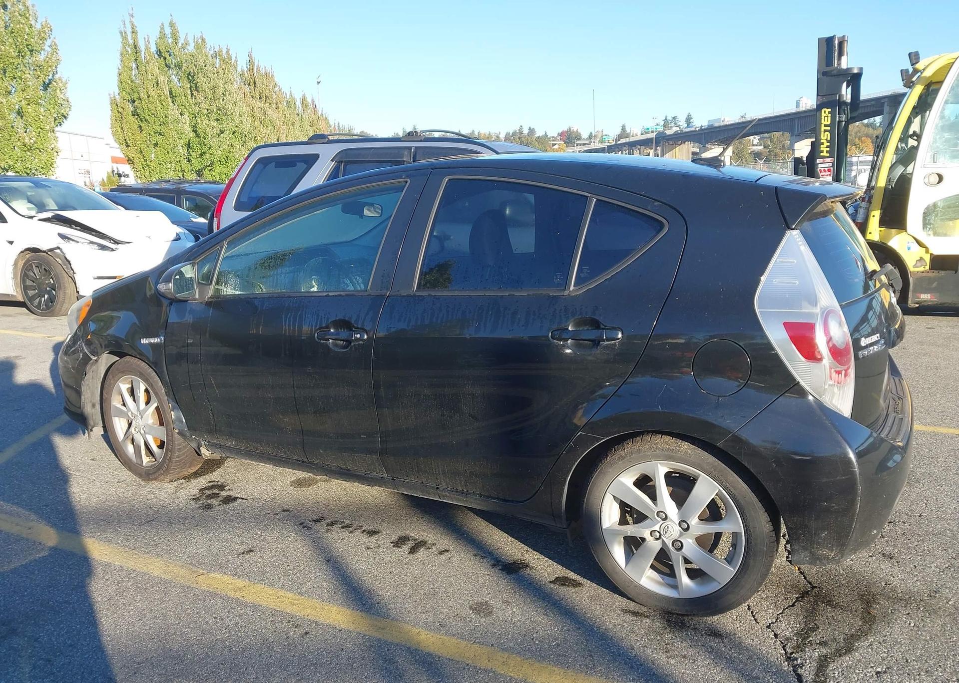 2013 TOYOTA PRIUS