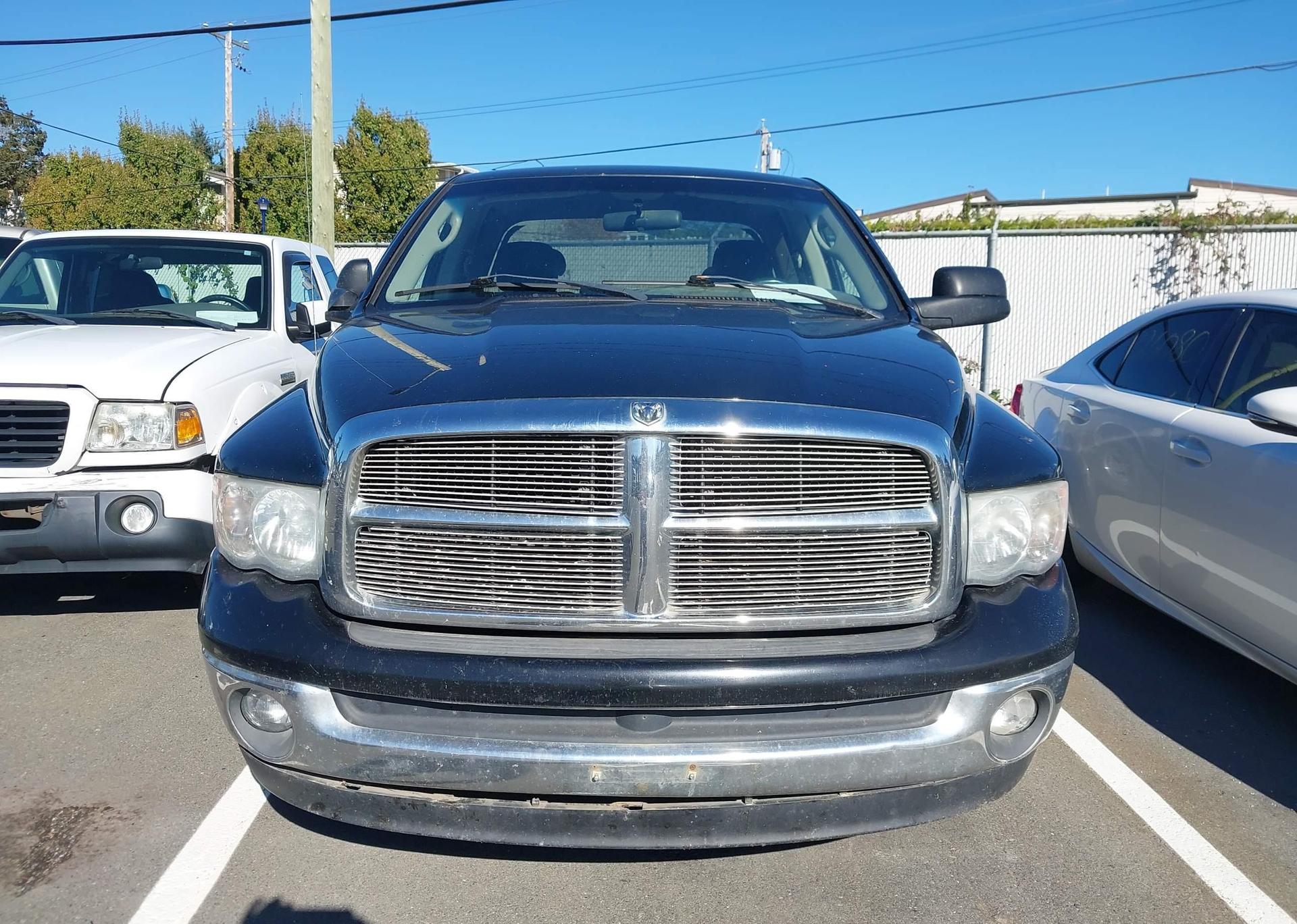 2005 DODGE RAM 1500 ST