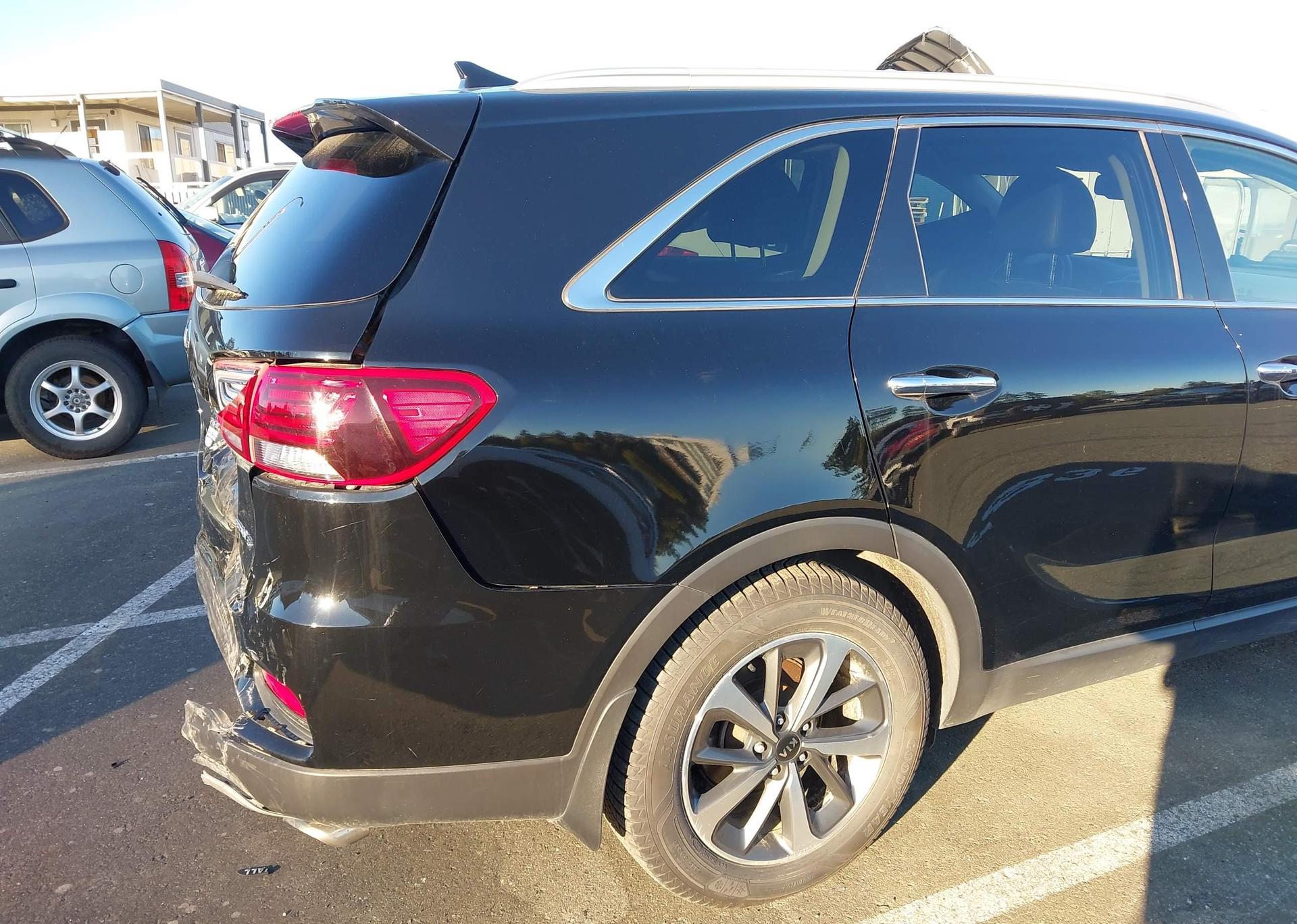 2019 KIA SORENTO EX