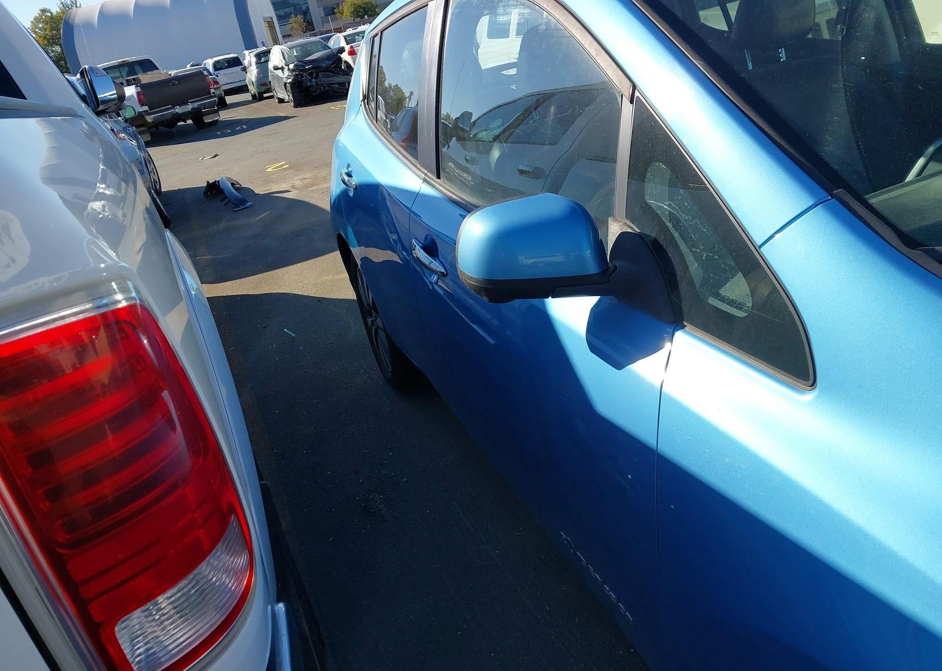 2014 NISSAN LEAF