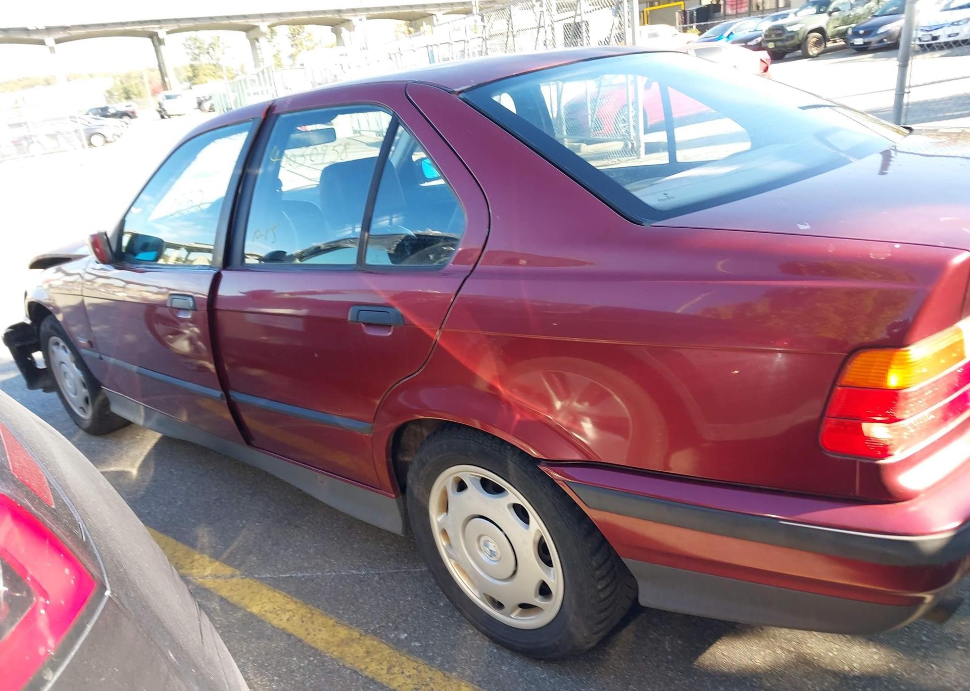 1996 BMW 318I