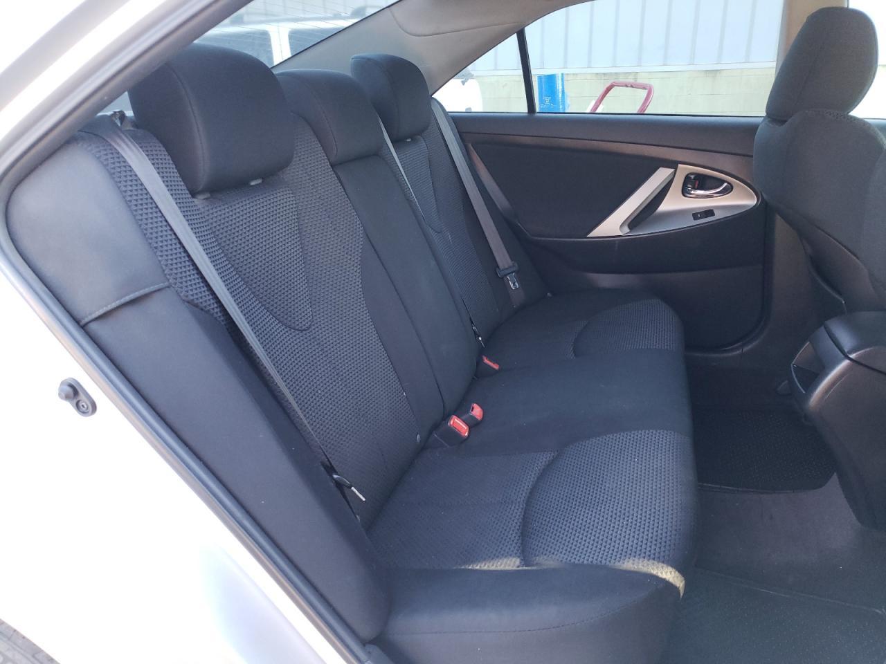 2011 TOYOTA CAMRY