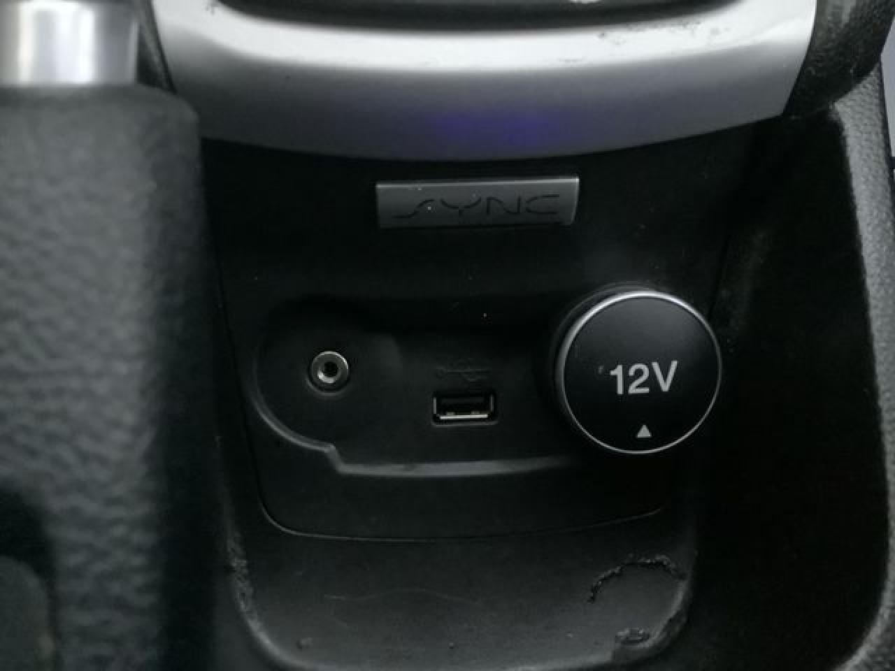 2017 FORD Fiesta