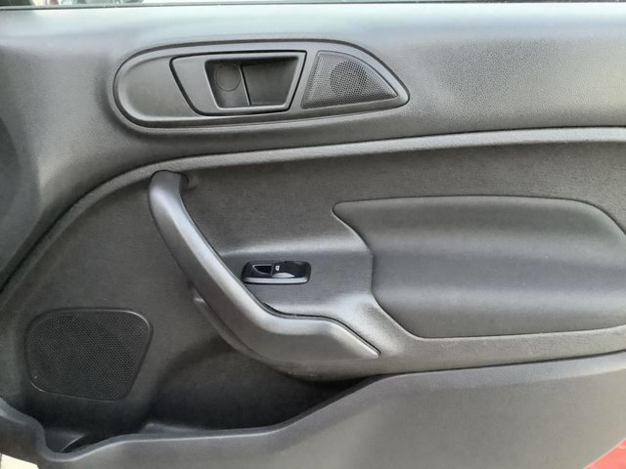 2017 FORD Fiesta