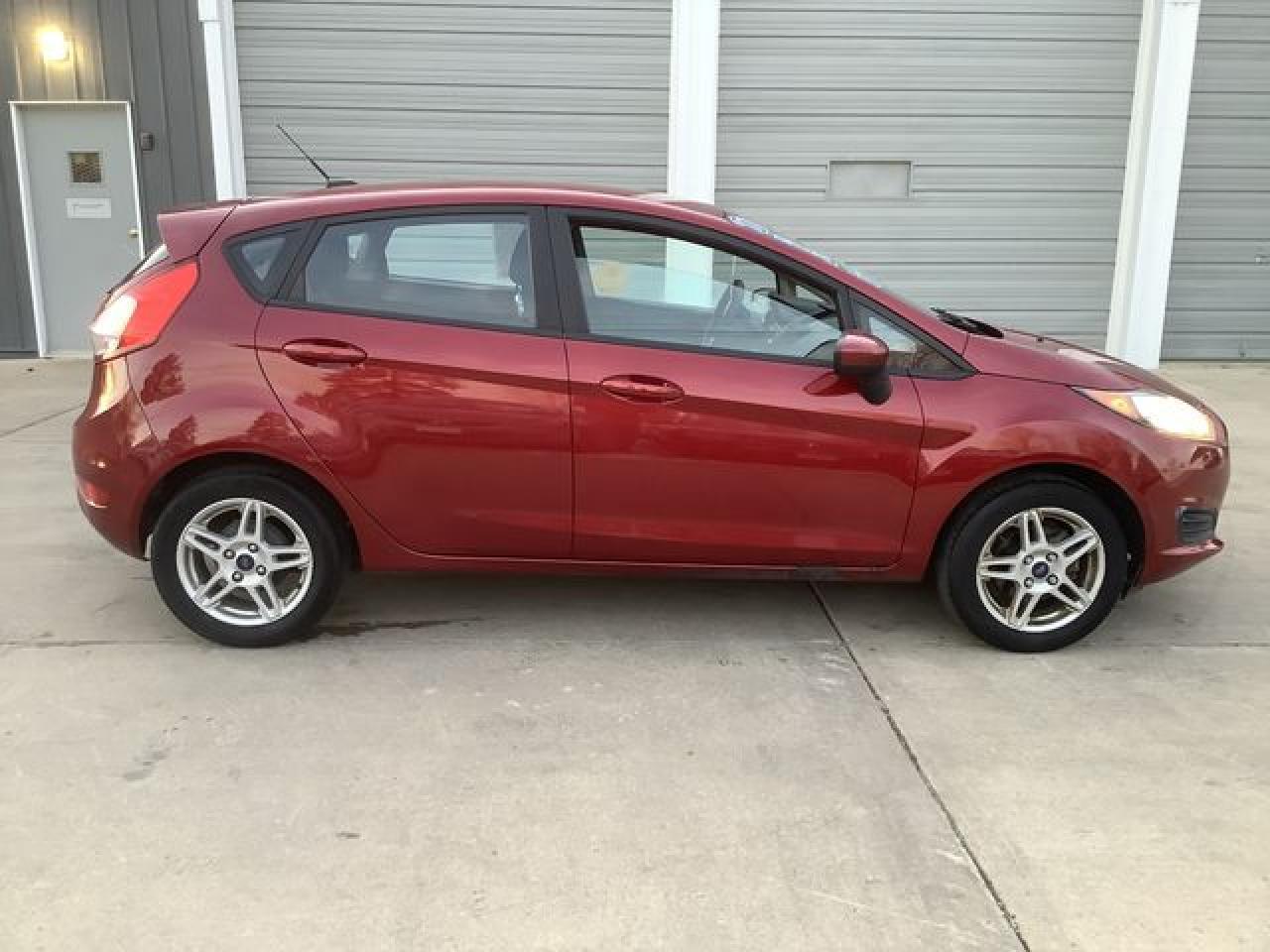 2017 FORD Fiesta