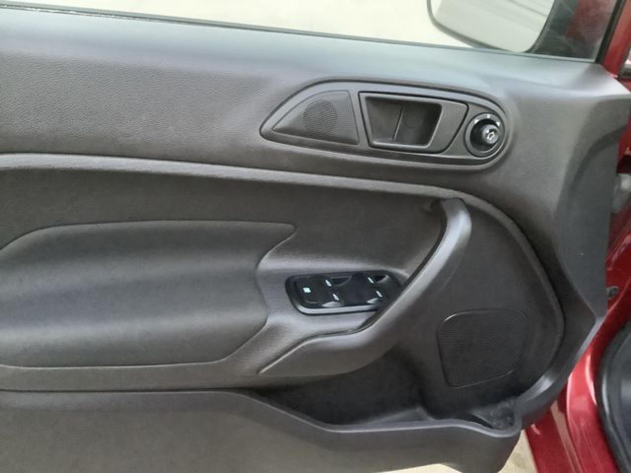 2017 FORD Fiesta