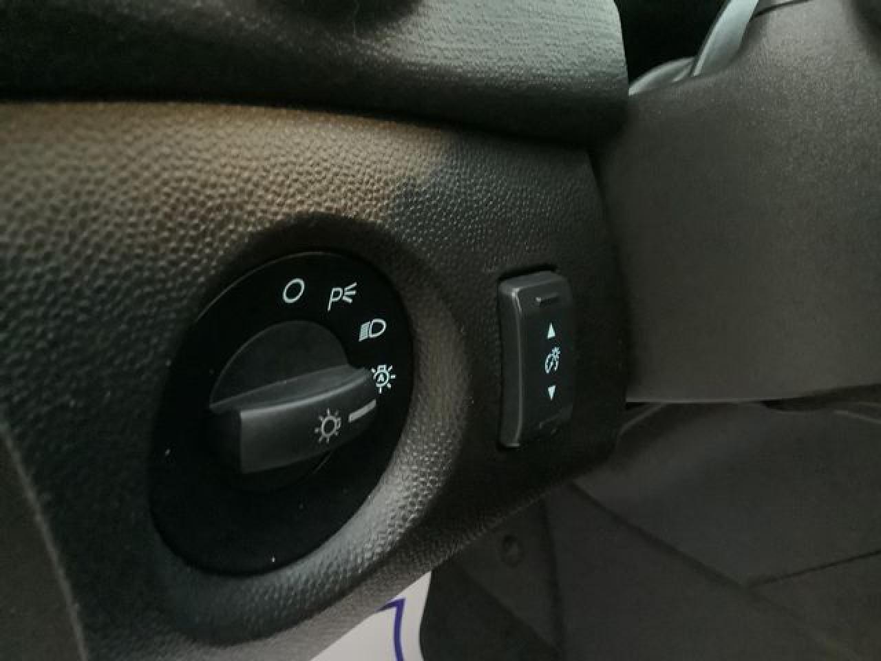 2017 FORD Fiesta