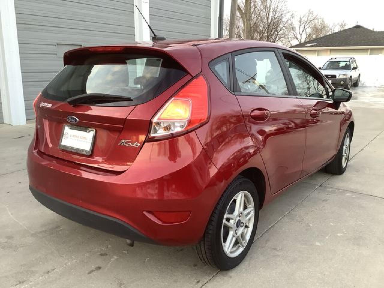 2017 FORD Fiesta