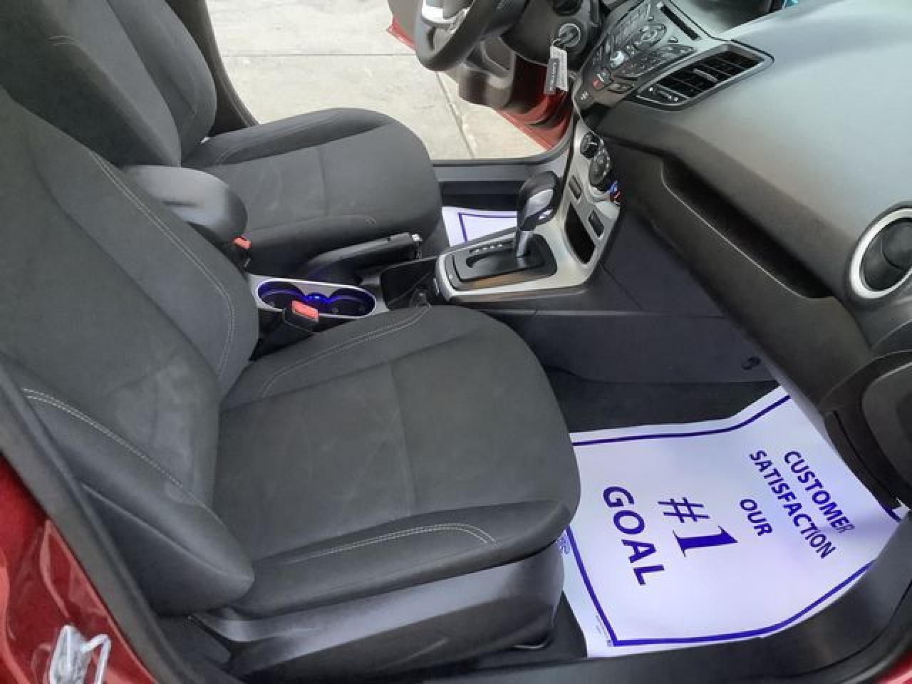 2017 FORD Fiesta