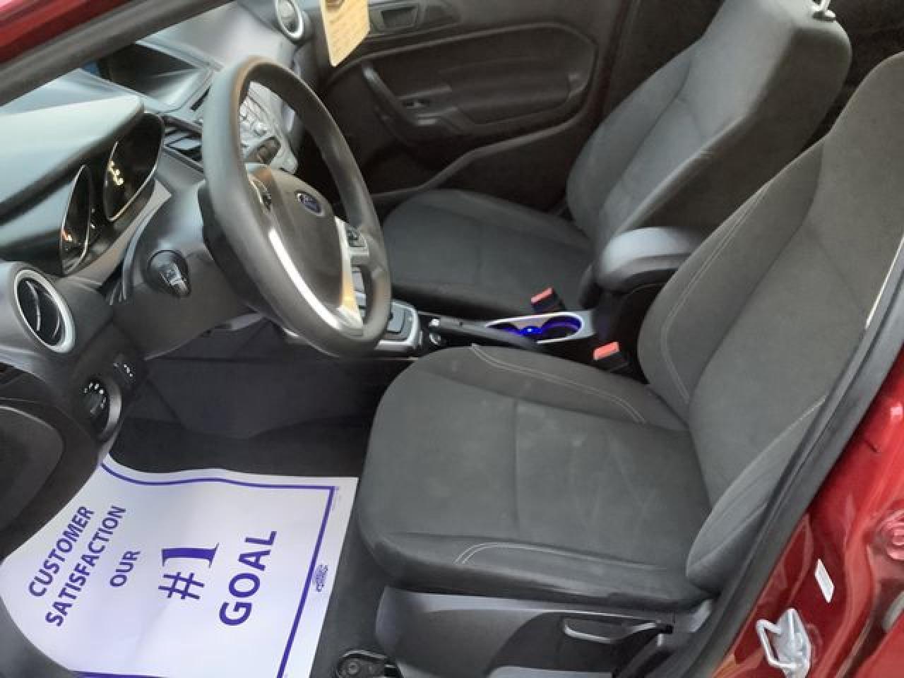 2017 FORD Fiesta