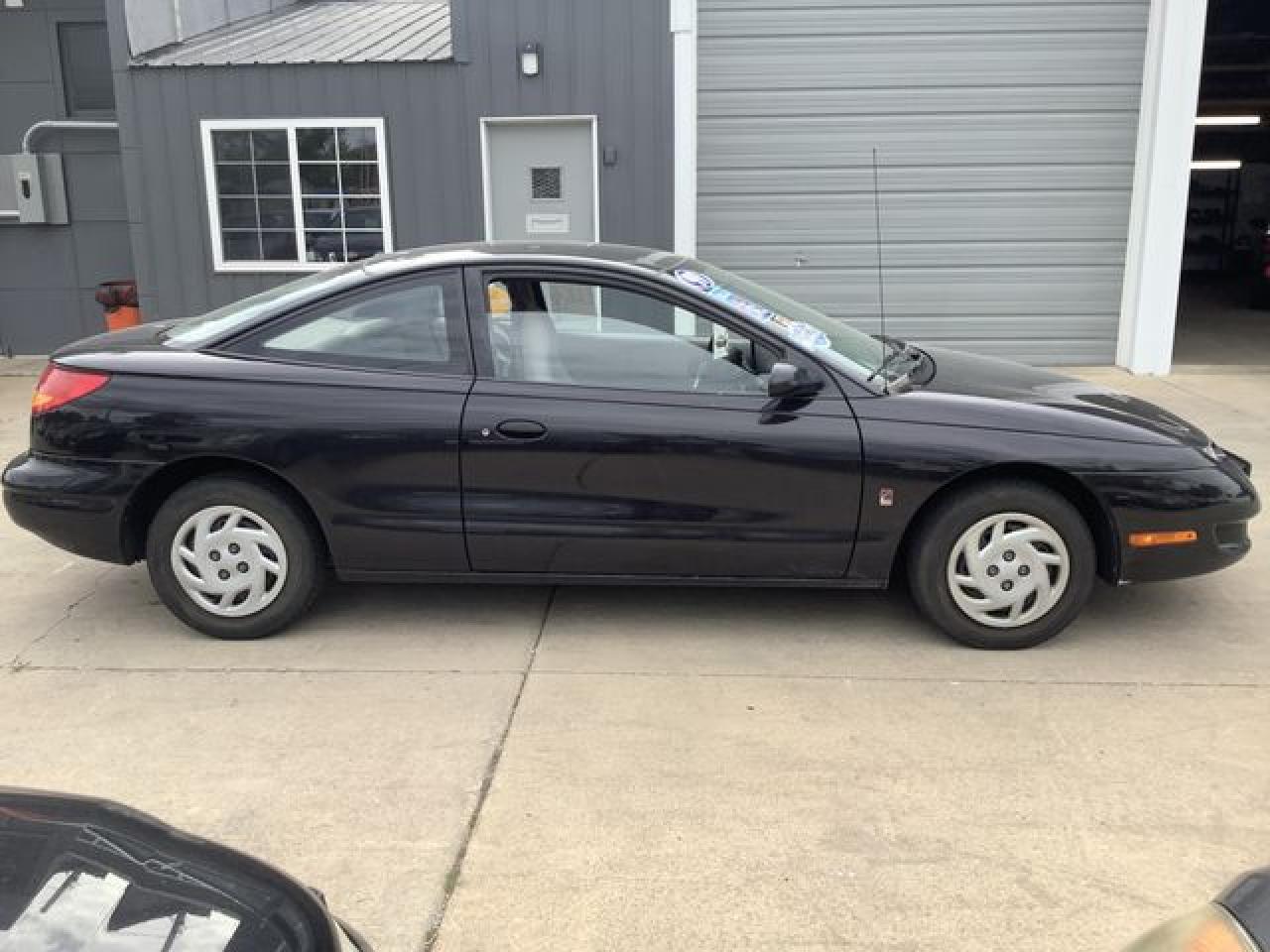 1999 SATURN Sc1