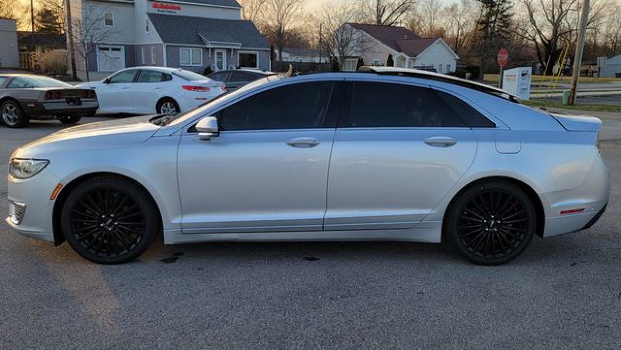 2017 LINCOLN MKZ
