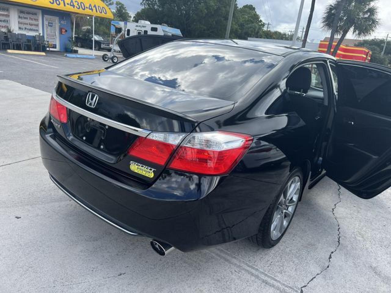 2015 HONDA ACCORD