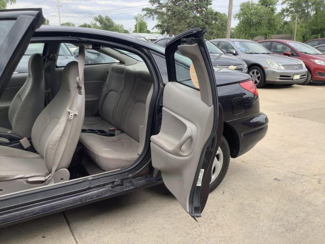 1999 SATURN Sc1