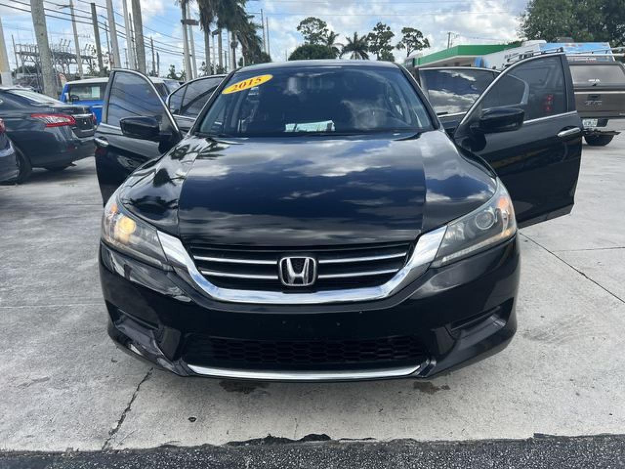 2015 HONDA ACCORD