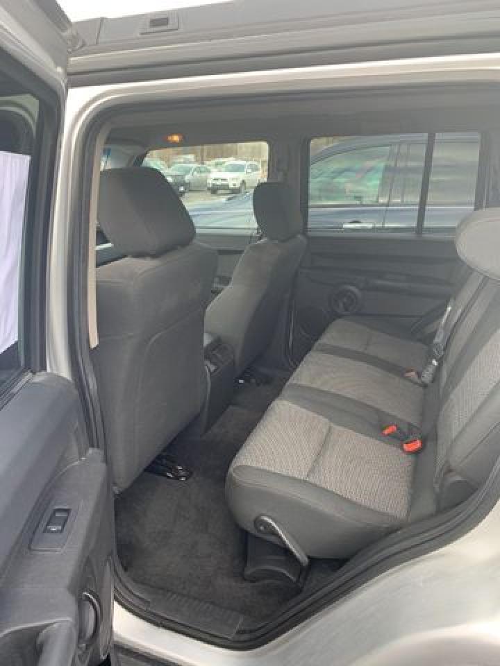 2008 JEEP Commander