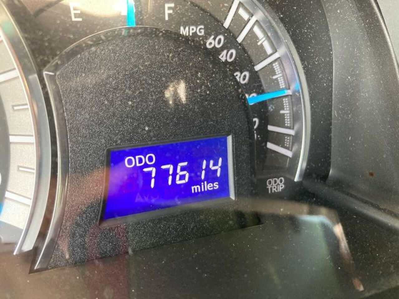 2012 TOYOTA CAMRY