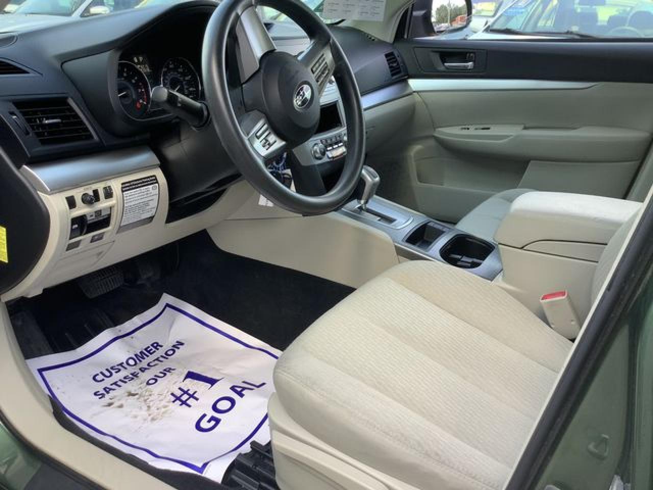 2010 SUBARU Outback