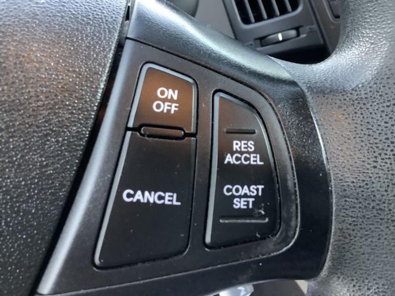 2011 HYUNDAI ELANTRA