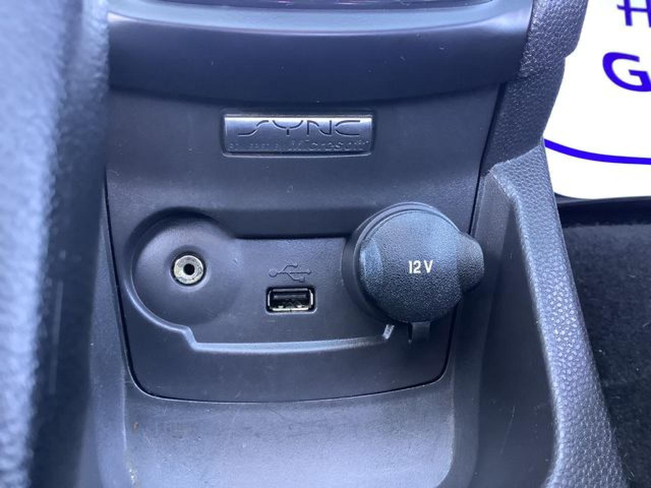 2011 FORD Fiesta