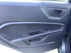 2011 FORD Fiesta
