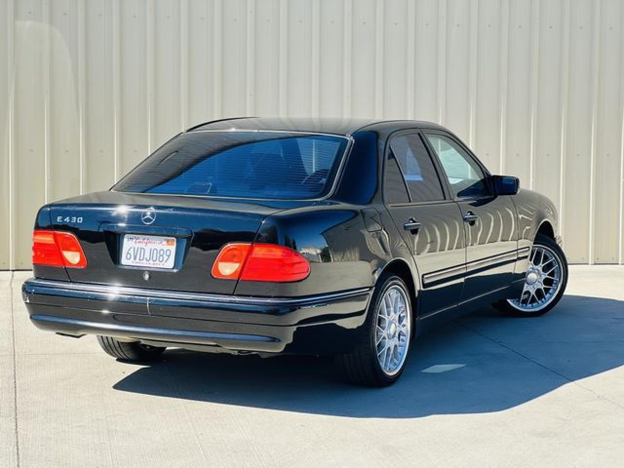 1998 MERCEDES-BENZ E-Class