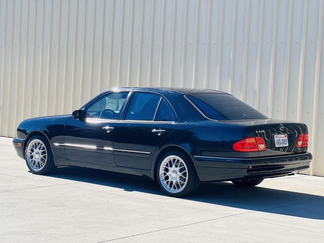 1998 MERCEDES-BENZ E-Class