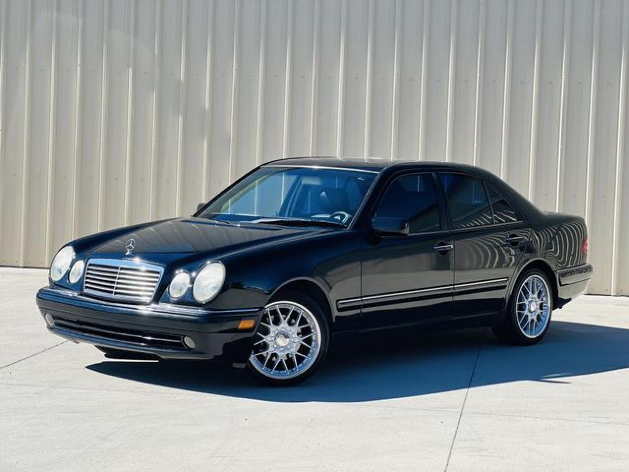 1998 MERCEDES-BENZ E-Class