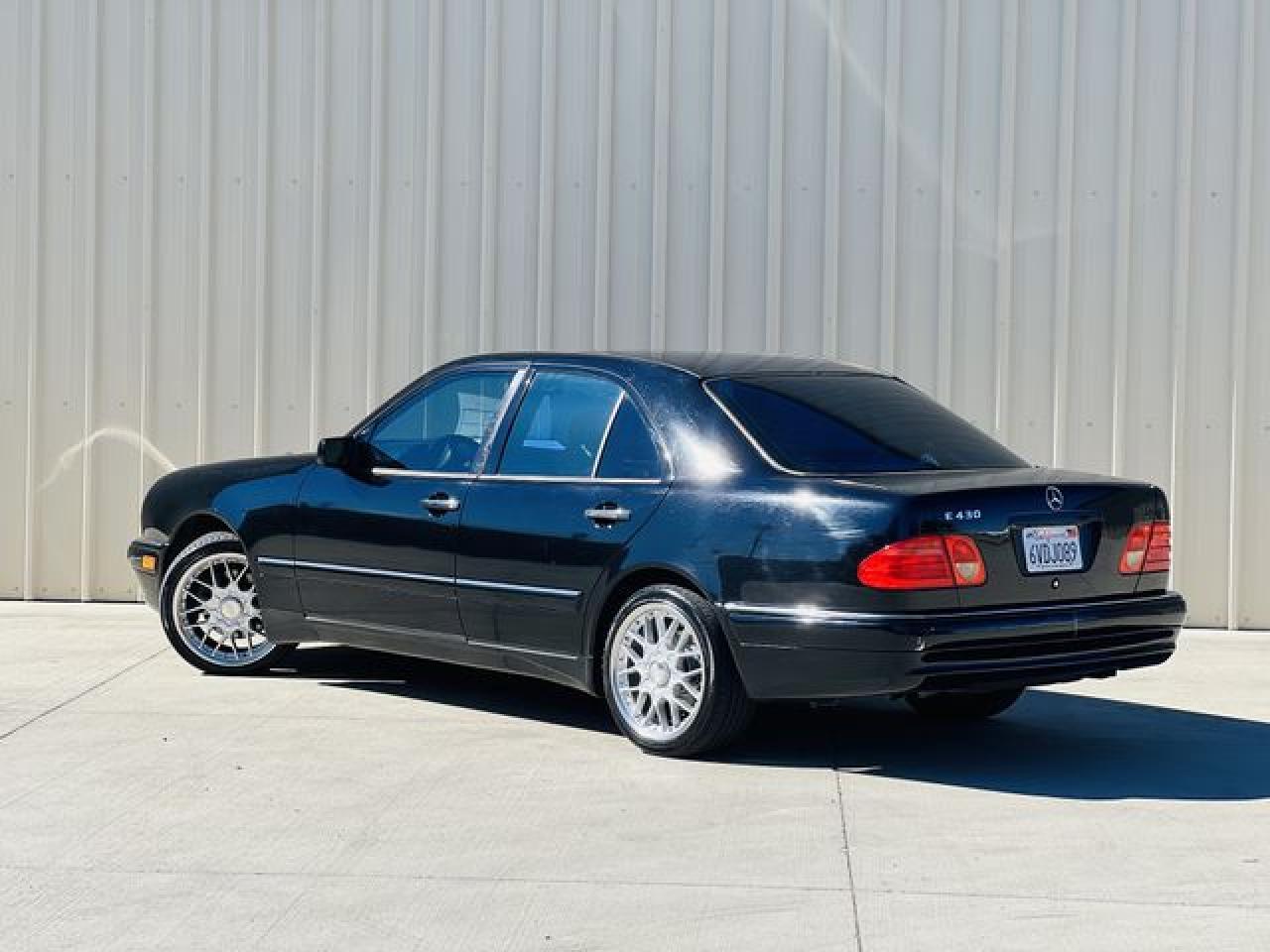 1998 MERCEDES-BENZ E-Class