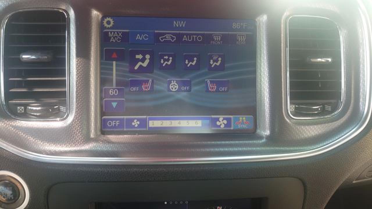 2012 DODGE CHARGER
