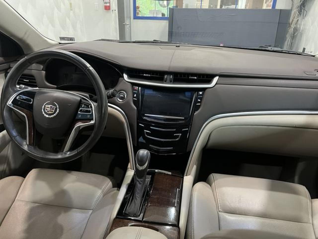 2014 CADILLAC XTS