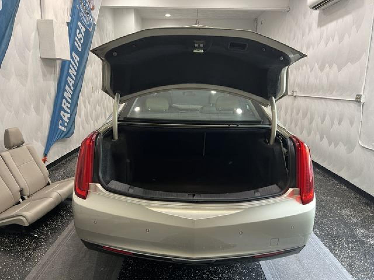 2014 CADILLAC XTS