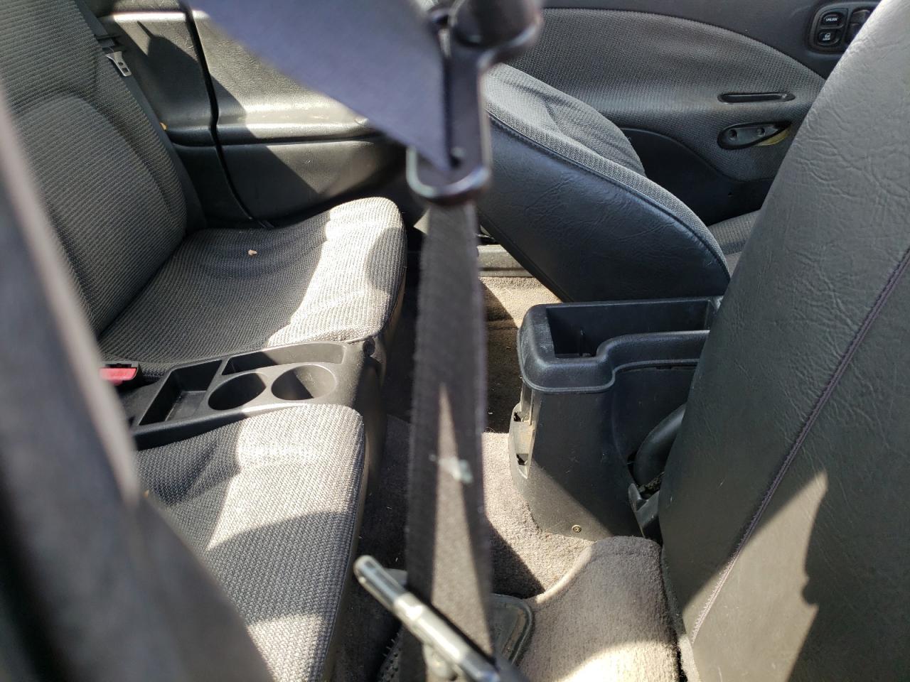 2002 SATURN Sc1