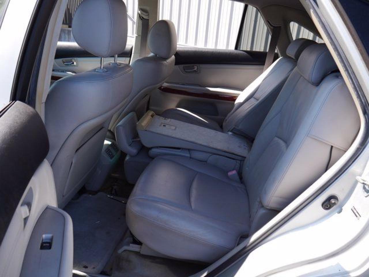 2004 LEXUS Rx 330