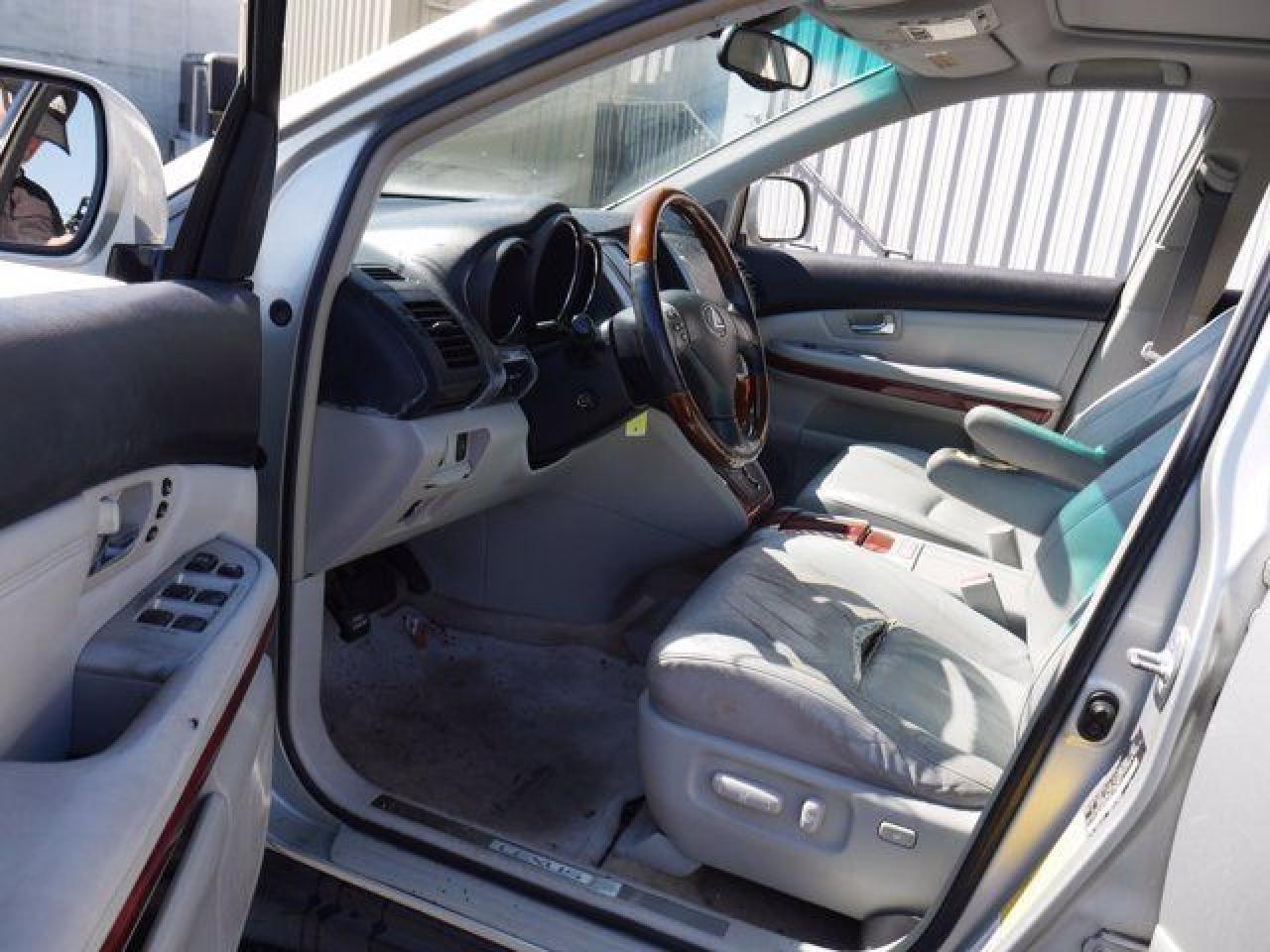 2004 LEXUS Rx 330