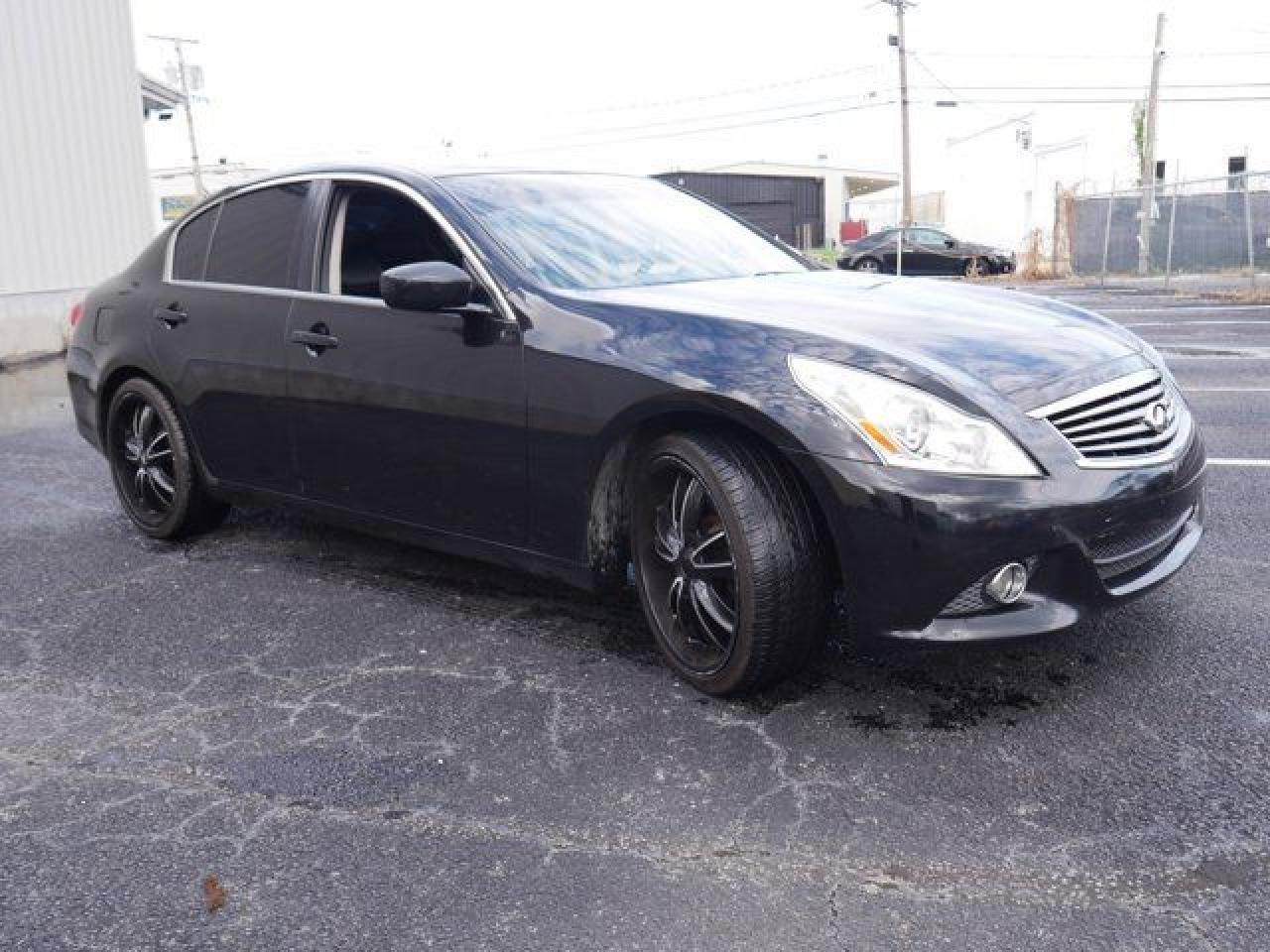 2011 INFINITI G25