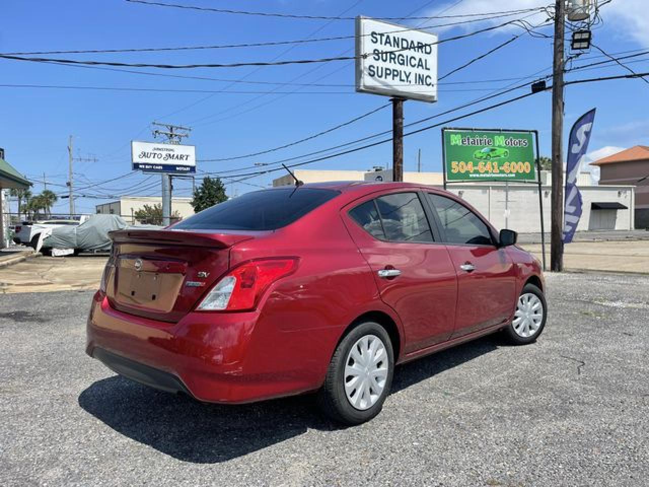 2017 NISSAN VERSA