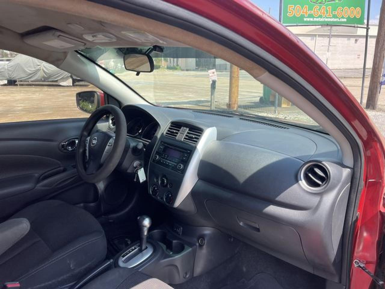 2017 NISSAN VERSA