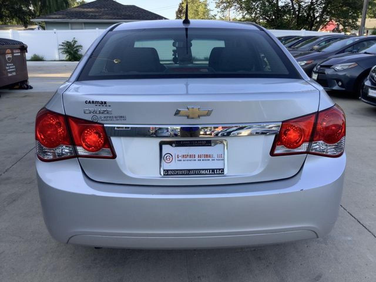 2011 CHEVROLET CRUZE