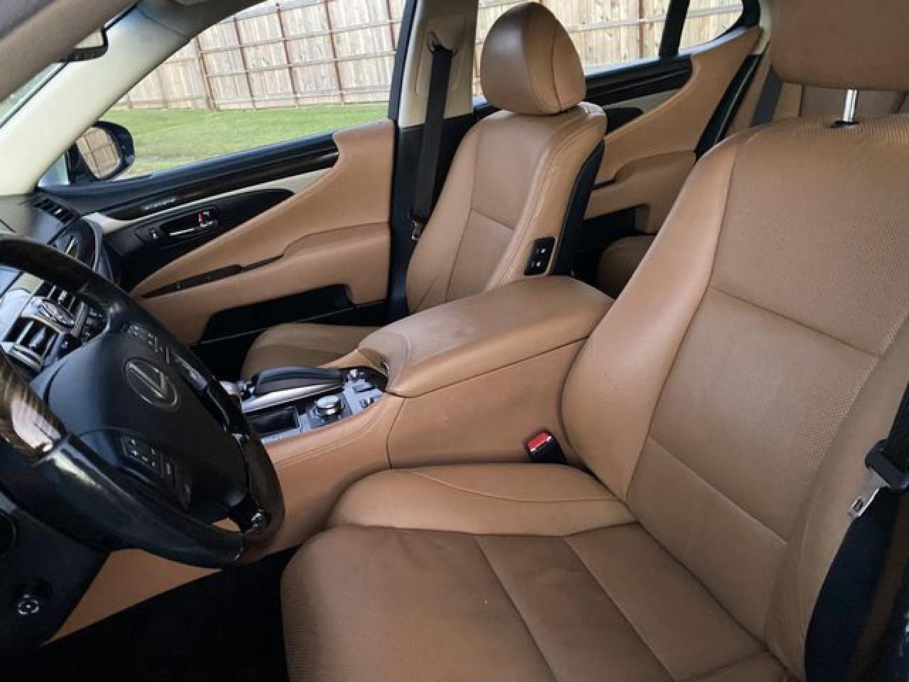 2013 LEXUS LS 460