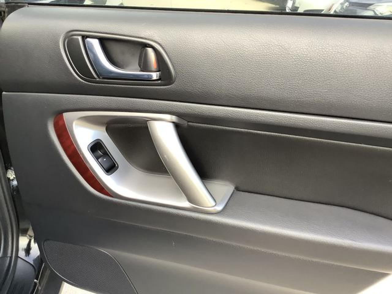 2009 SUBARU Outback