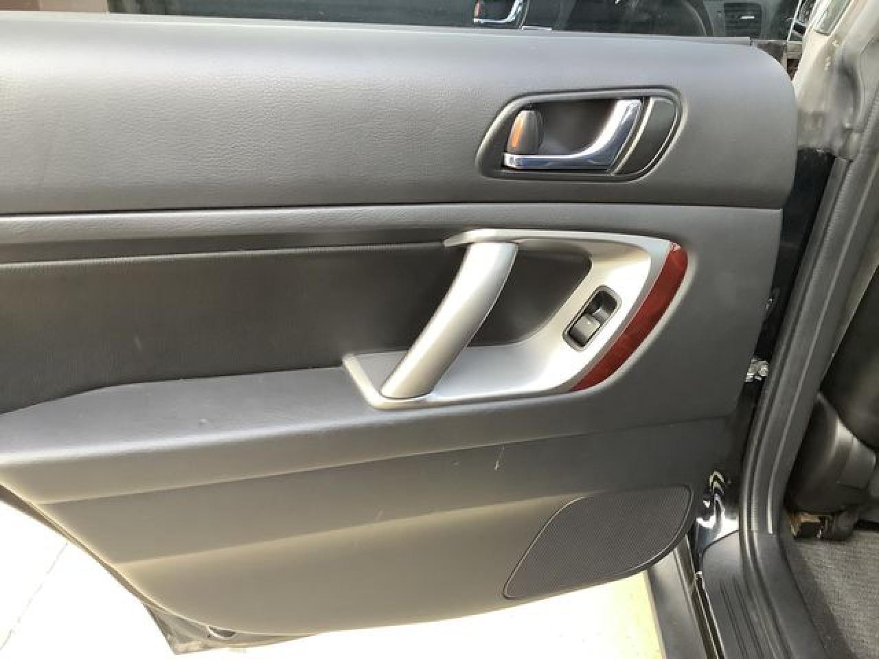2009 SUBARU Outback