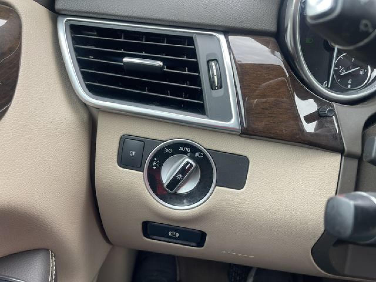 2012 MERCEDES-BENZ ML-Class