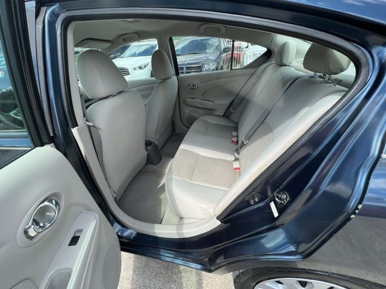 2015 NISSAN VERSA